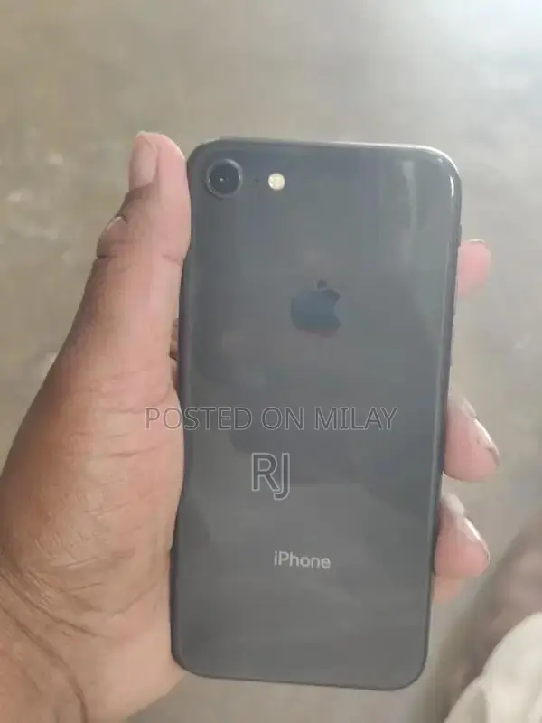 Apple iPhone 8 - High Health Waterproof Smartphone