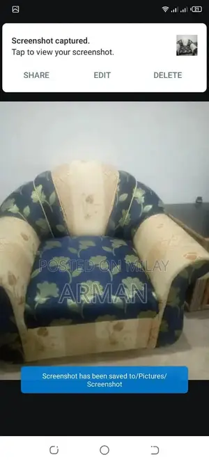 Comfortable 5-Seater Living Room Sofa Set in Good Condition