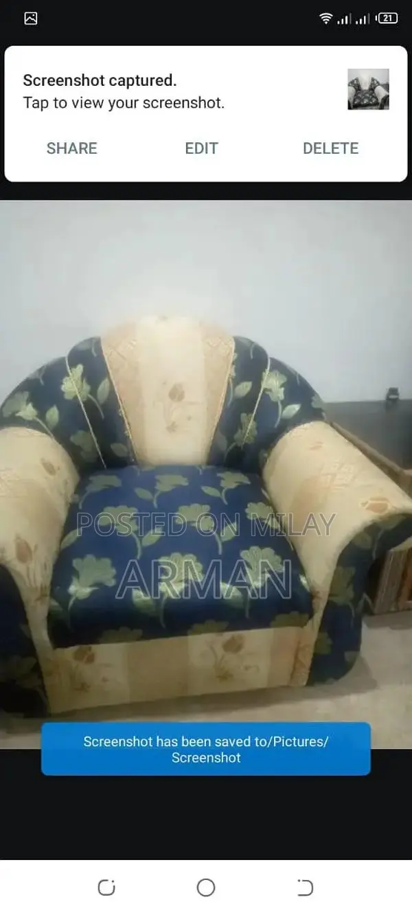 Comfortable 5-Seater Living Room Sofa Set in Good Condition