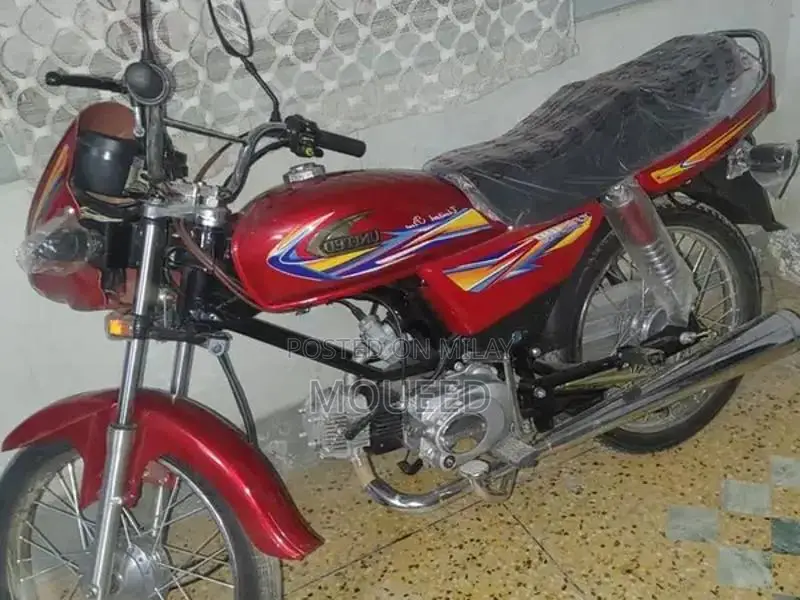 United 100cc Prider Motorcycle - Low Mileage, Excellent Condition