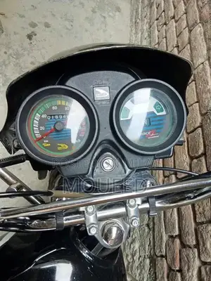 United 100cc Prider Motorcycle - Low Mileage, Excellent Condition