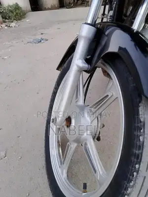 Suzuki GD 110 Motorcycle - Low Maintenance Single Cylinder Bike