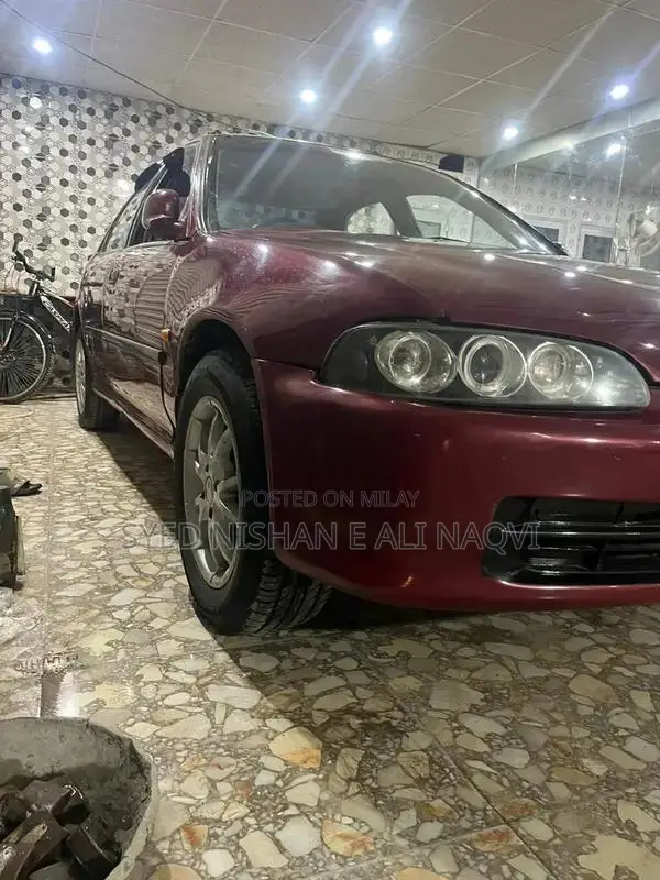 Family-Friendly Sedan - Comfortable and Reliable Vehicle