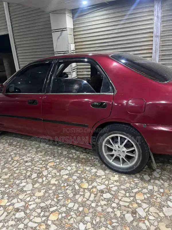 Family-Friendly Sedan - Comfortable and Reliable Vehicle