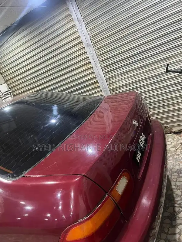 Family-Friendly Sedan - Comfortable and Reliable Vehicle