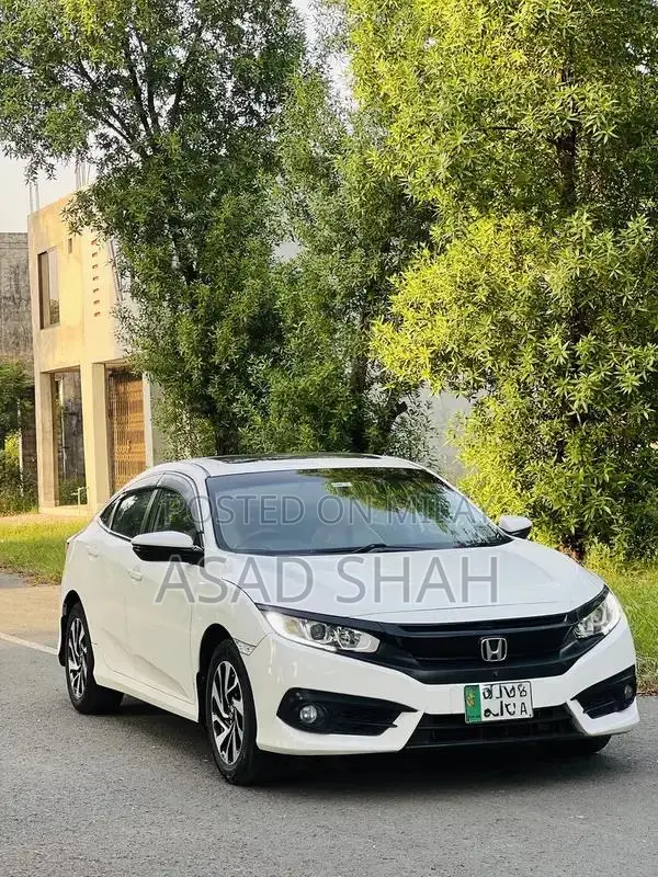 Honda Civic UG Full Option Sedan 2016 Model