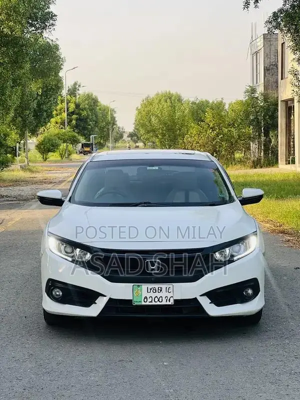 Honda Civic UG Full Option Sedan 2016 Model