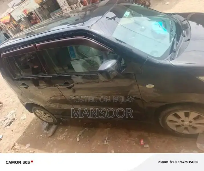 Suzuki Wagon R Stingray - Compact City Car with Smooth Performance