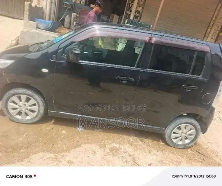 Suzuki Wagon R Stingray - Compact City Car with Smooth Performance