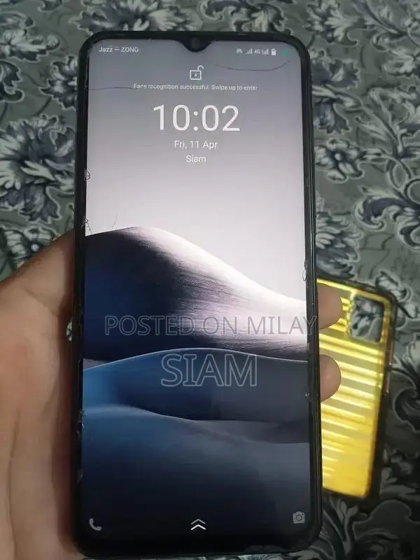 Vivo Smartphone - Non-Functional Device for Parts or Repair