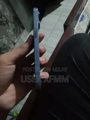 Apple iPhone 13 Pro 128GB Smartphone