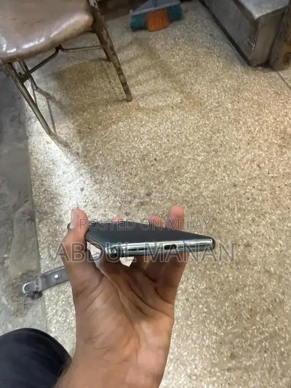 OnePlus 10 Pro 5G Smartphone - High Performance Mobile Device