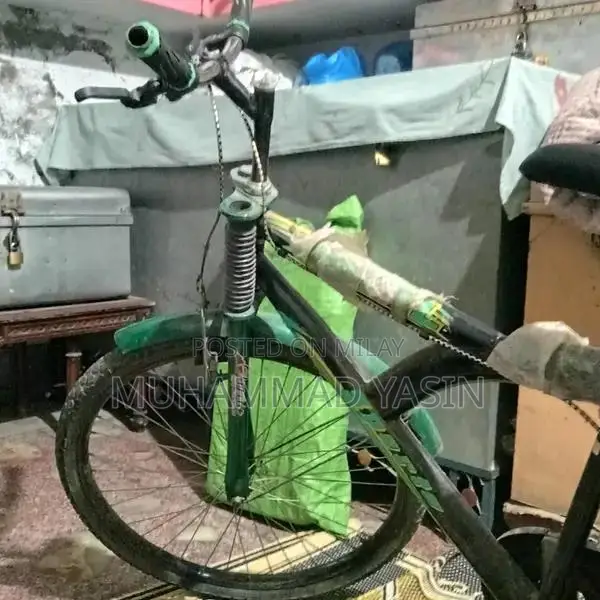 Brand New Bicycle - Minimal Usage, Ready to Ride