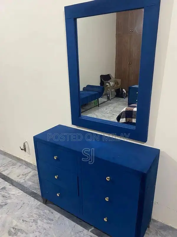 Velvet Kings Size Bedroom Set with Bed, Dressing Table, and Dewan