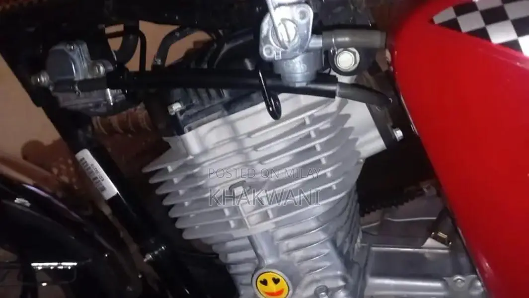 Honda 125 Motorcycle - Brand New Single Owner Vehicle