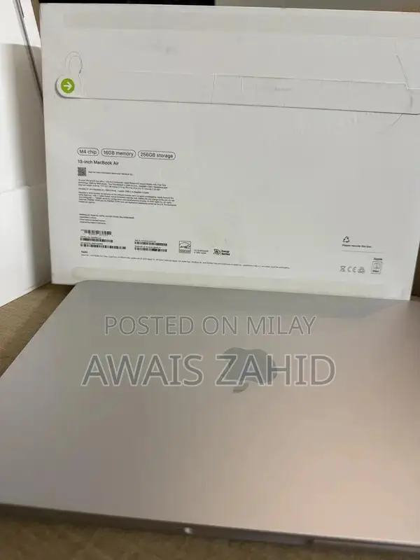 Apple MacBook M4 Air 13-inch Ultralight Laptop