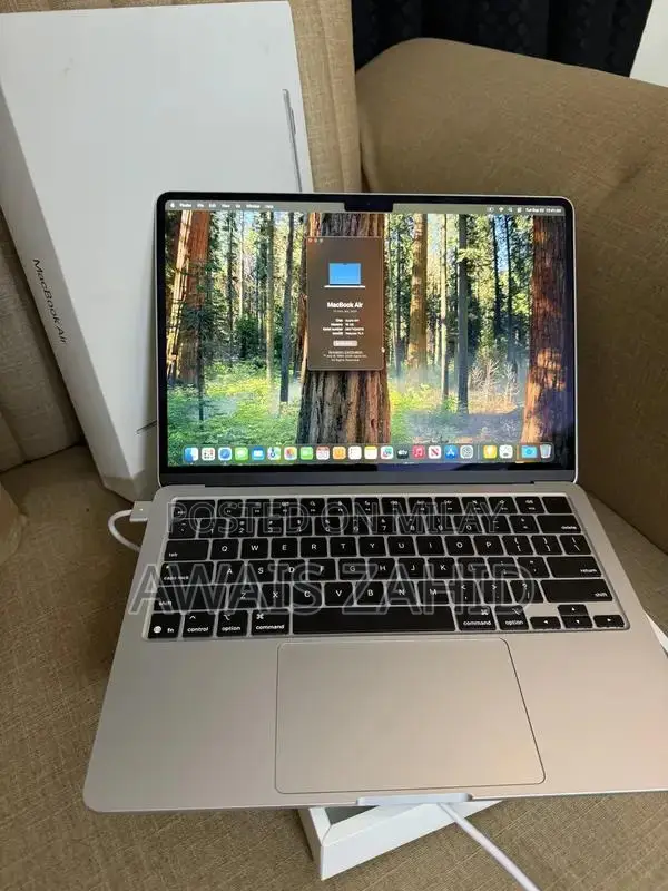 Apple MacBook M4 Air 13-inch Ultralight Laptop