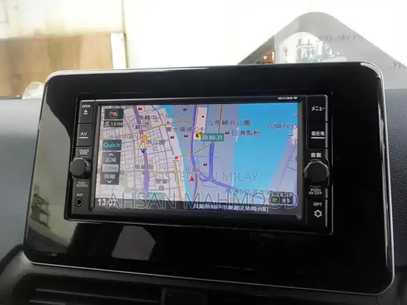 Low-Maintenance Vehicle with Minor Side Scratches