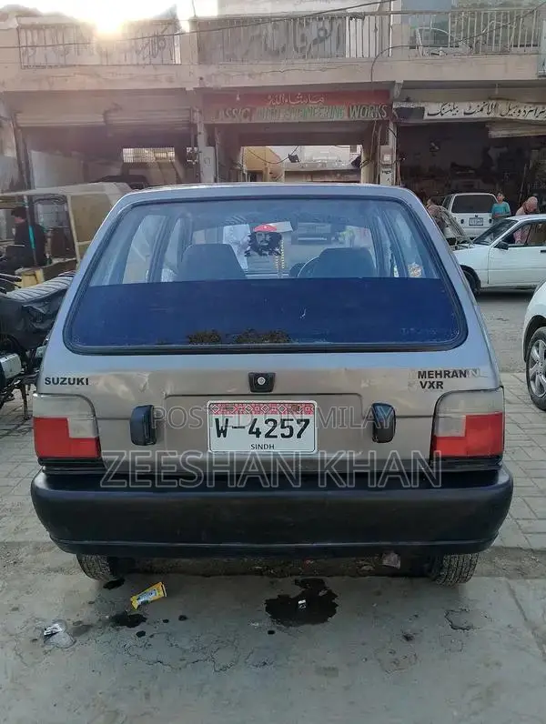Suzuki Mehran VX Compact Sedan - Reliable Family Car