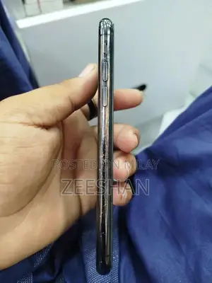 Apple iPhone X 64GB Black Smartphone