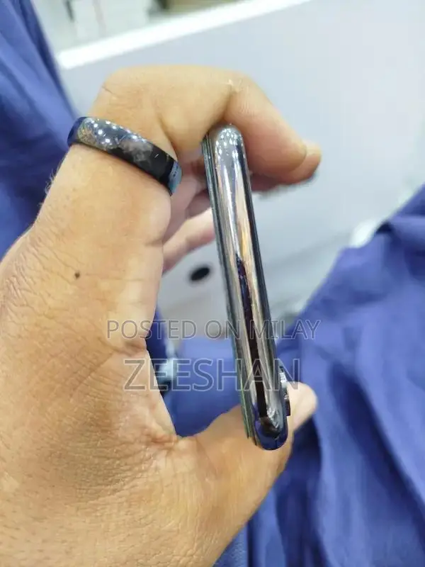 Apple iPhone X 64GB Black Smartphone