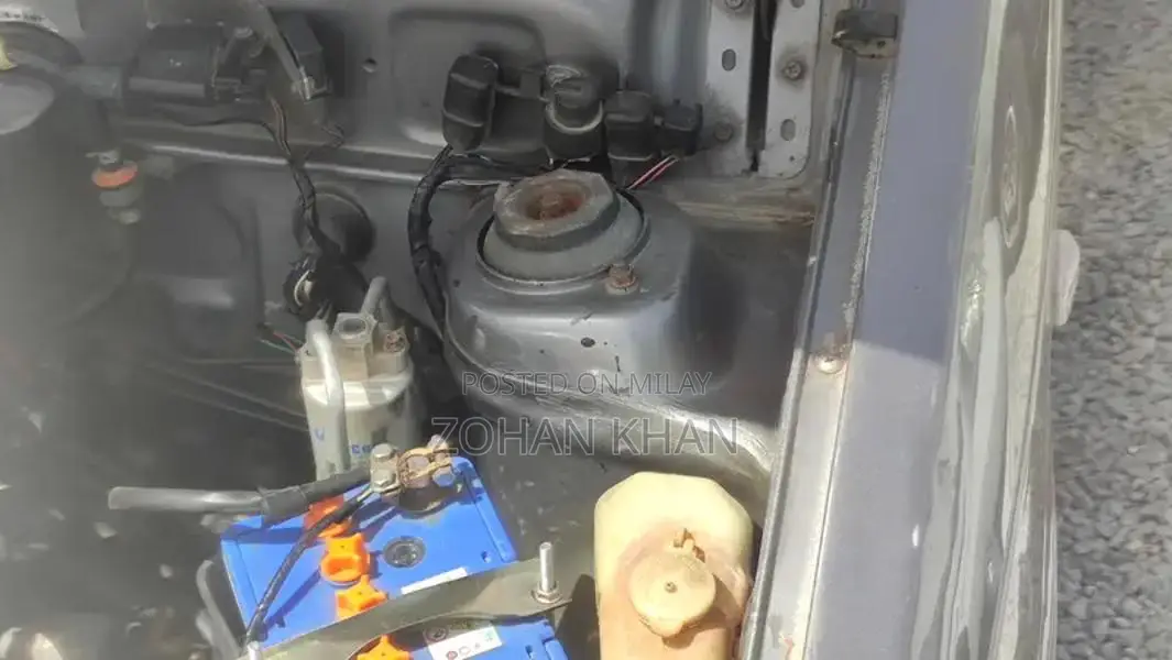 Suzuki Mehran VXR Compact Sedan - Well Maintained Second Owner Vehicle