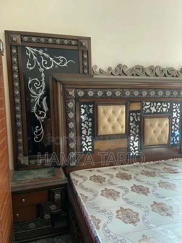 King Size Bed Set with Side Tables and Dressing