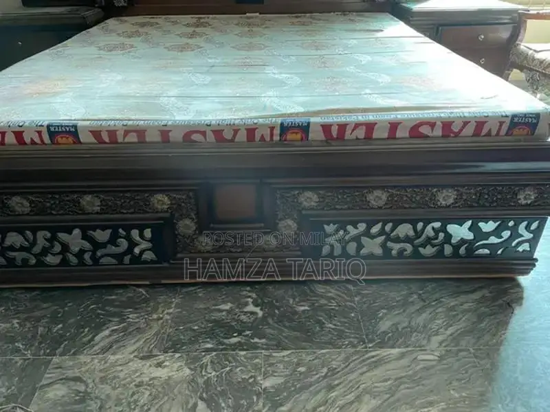 King Size Bed Set with Side Tables and Dressing