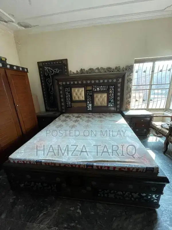 King Size Bed Set with Side Tables and Dressing