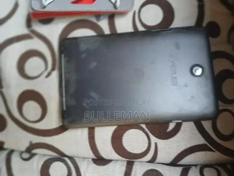 Bloody J437 Headphones with VR Box and Tablet Accessories