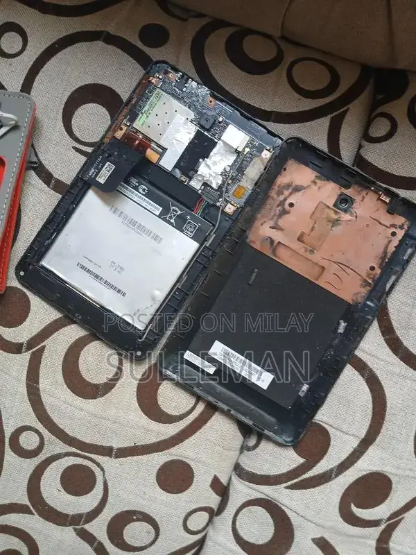 Bloody J437 Headphones with VR Box and Tablet Accessories