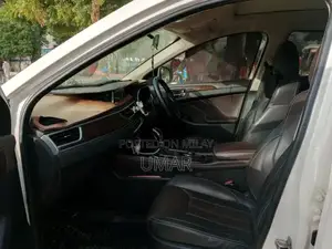 Dfsk Glory 580 Pro 2022 Compact SUV with Low Mileage