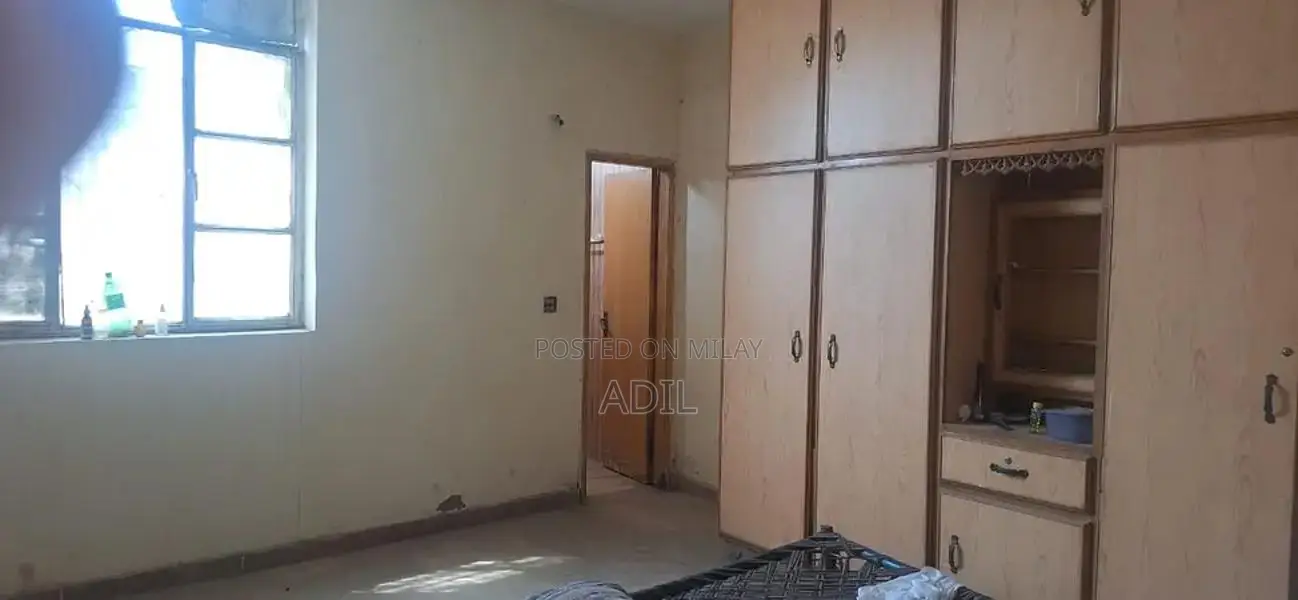 Spacious Private Room with Attached Bathroom in Shared Flat