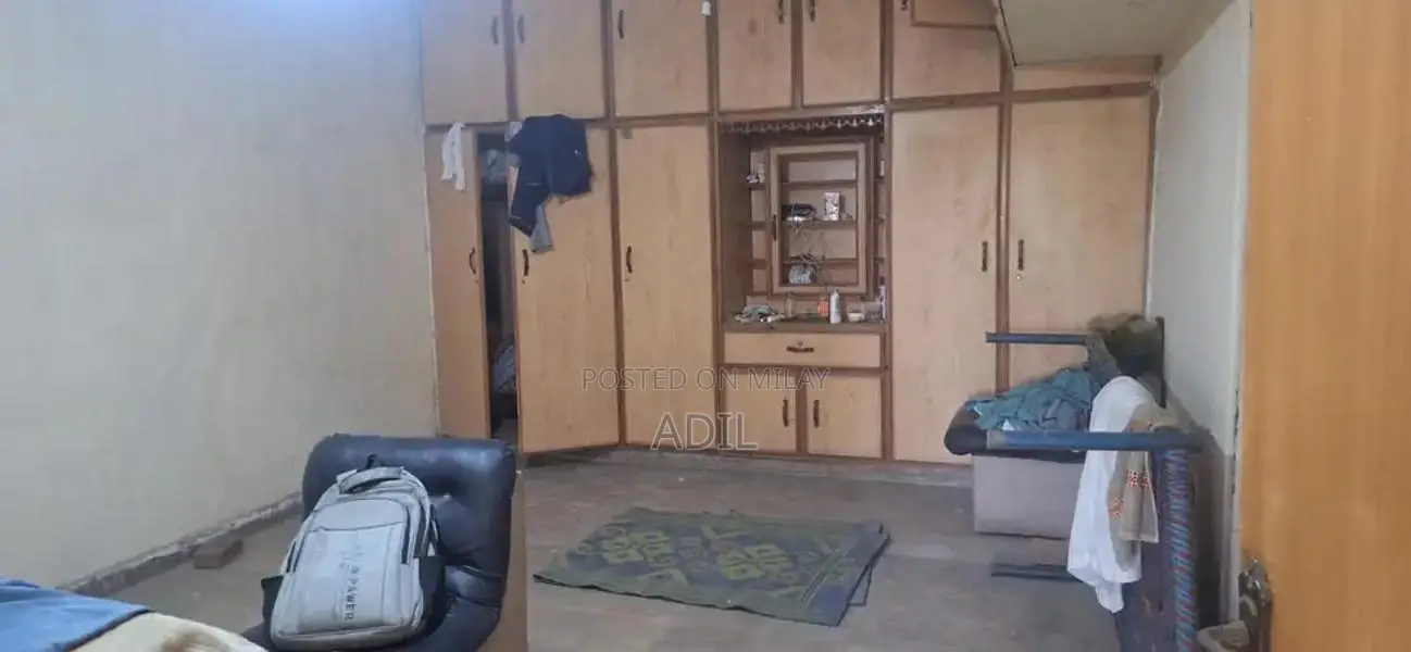 Spacious Private Room with Attached Bathroom in Shared Flat