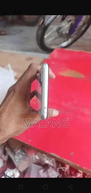 Mid-Range 5G Smartphone with Modern Features