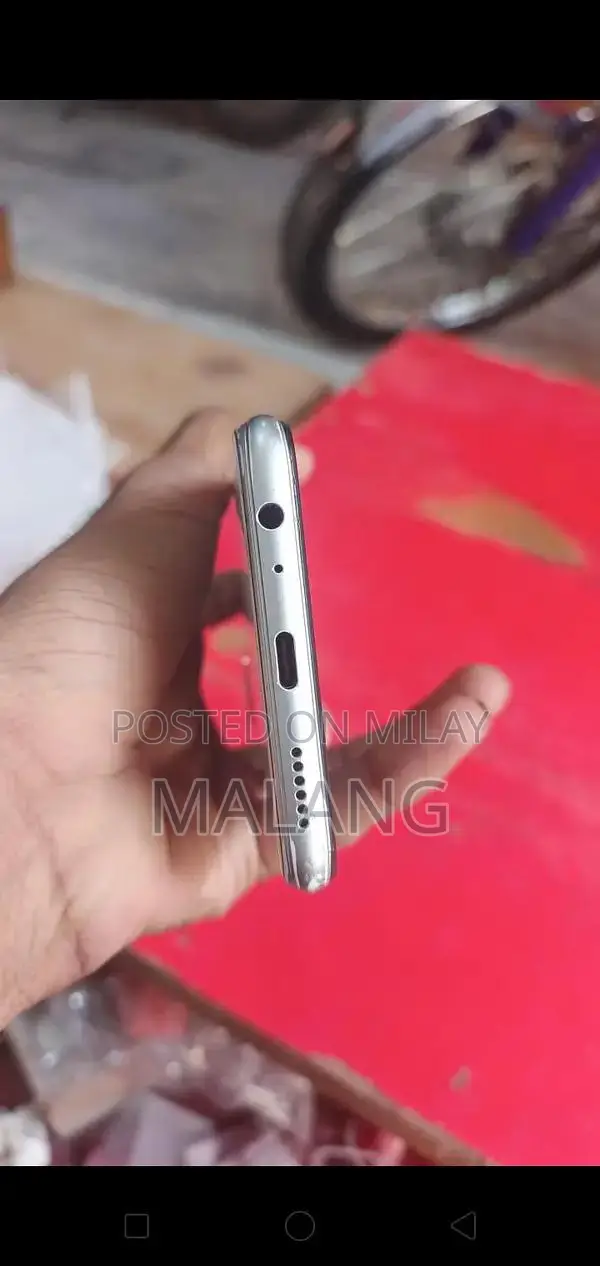 Mid-Range 5G Smartphone with Modern Features