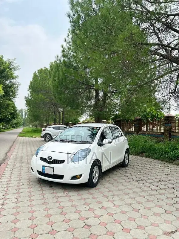2007 Registered Sedan with Low Mileage