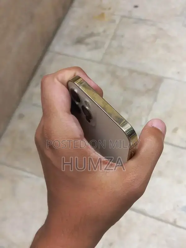 Apple iPhone 12 Pro 128GB Smartphone - Pristine Condition