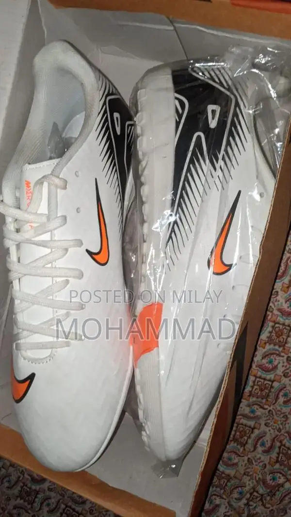 Nike Mercurial Turf Football Shoes - Performance Soccer Cleats