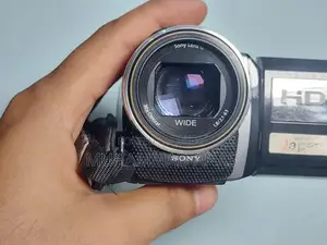 Sony HDR-PJ260V High Definition Handycam Camcorder