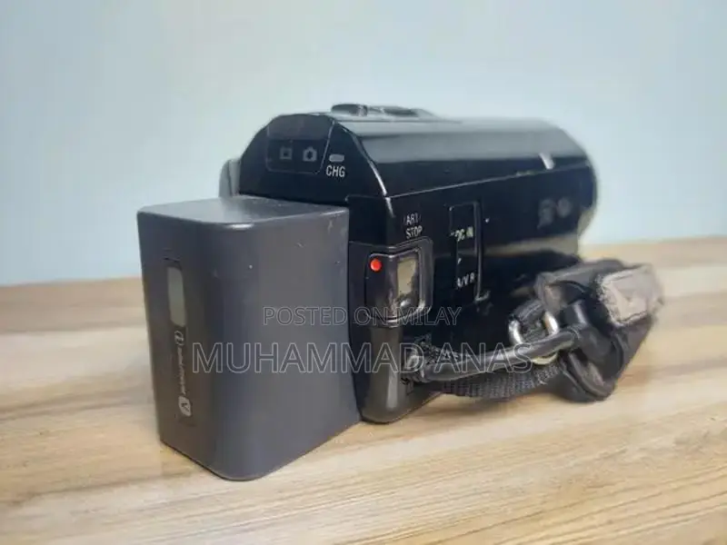 Sony HDR-PJ260V High Definition Handycam Camcorder