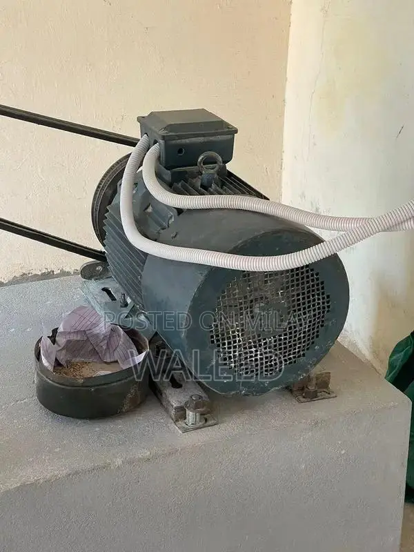 50 Number Grain Mill with German Motor Flour Grinding Machine