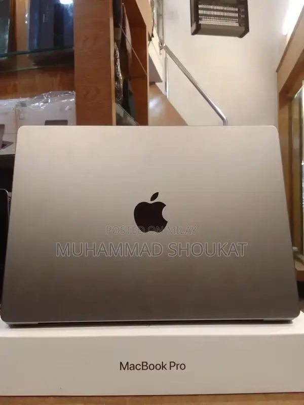 Apple MacBook Pro 14.2-inch M1 Pro Laptop