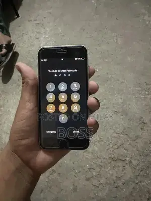 Apple iPhone SE 64GB PTA Approved Smartphone