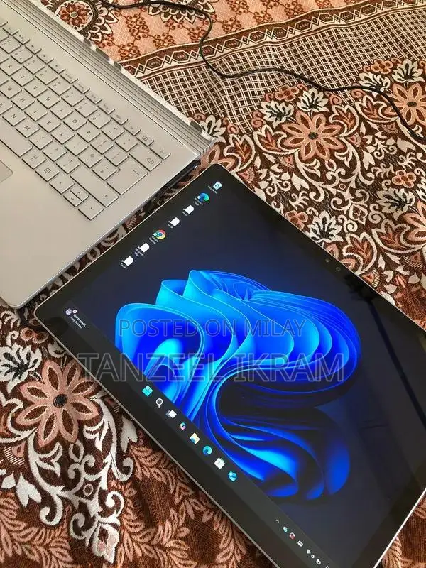 Microsoft Surface Book Touchscreen Laptop - Core i5 Performance