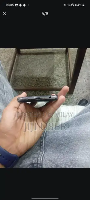 Samsung Galaxy A52 Smartphone with Minor Panel Damage