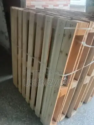 Wooden Pallets for Industrial and Logistics Use