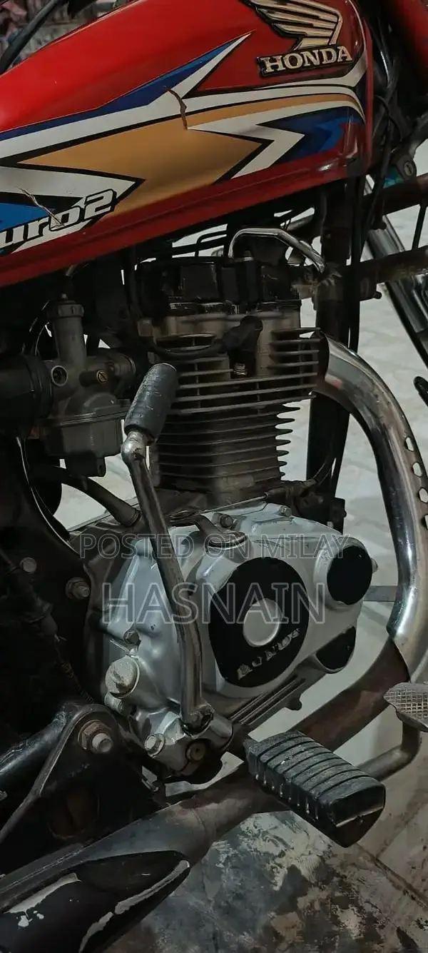 Honda 125cc Motorcycle 2016 Model Partially Documented