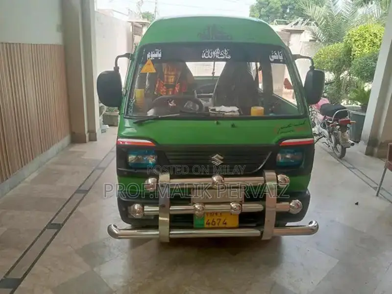 Suzuki Bolan Compact Hatchback - Reliable City Vehicle