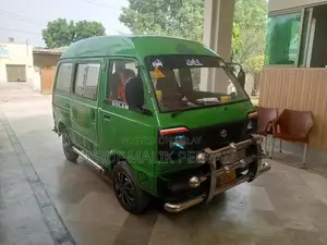 Suzuki Bolan Compact Hatchback - Reliable City Vehicle